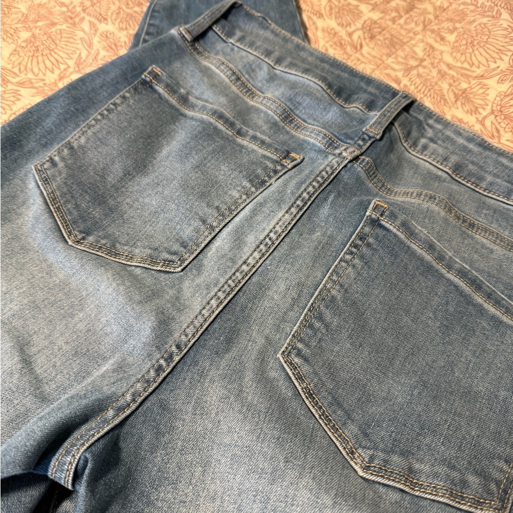 Nine West jegging with button fly - Picture 6 of 6